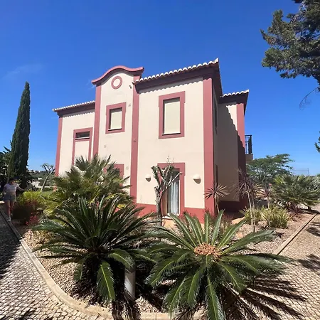 Vale Da Pinta Golf エストンバル